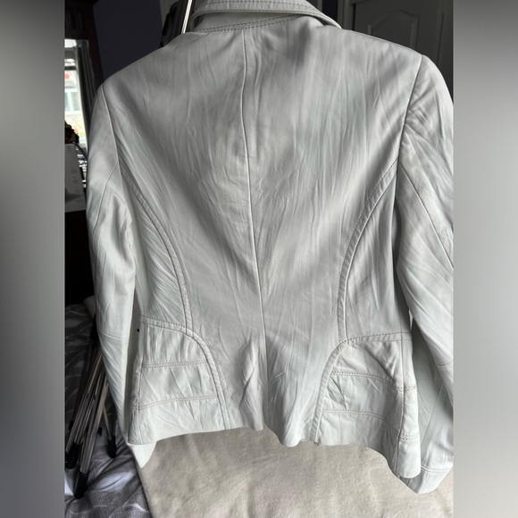 Danier XS leather jacket. Like new. - Picture 2 of 5